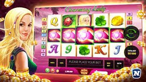 Dealer live casino sedang membagikan kartu dalam permainan poker dengan pemain